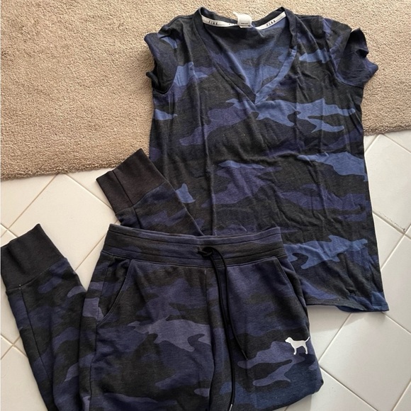 Vs pink Sherpa lined campus pullover skinny joggers short sleeve tee Camo 2018 - Picture 6 of 13